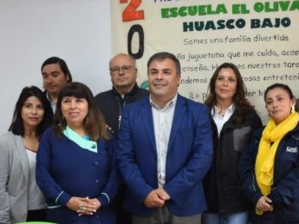 CMP implementa y renueva espacios en establecimientos educacionales de Huasco