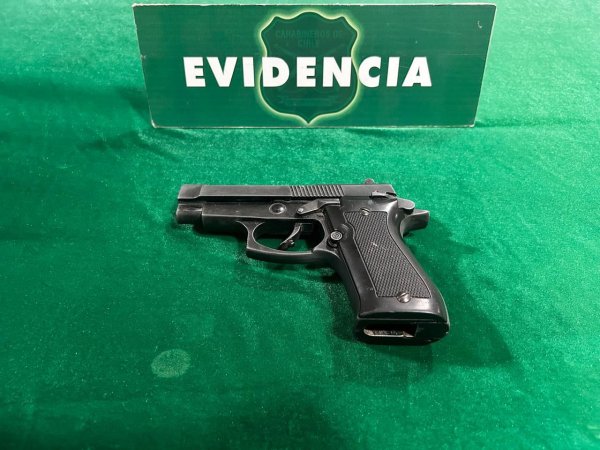 En Caldera: Adolescentes de 17 y 19 años detenidos tras asaltar con arma de fuego a Carabinero de franco