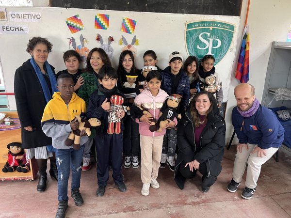 Ministra Maisa Rojas visitó escuela rural San Pedro en Copiapó y destacó su modelo educativo sustentable