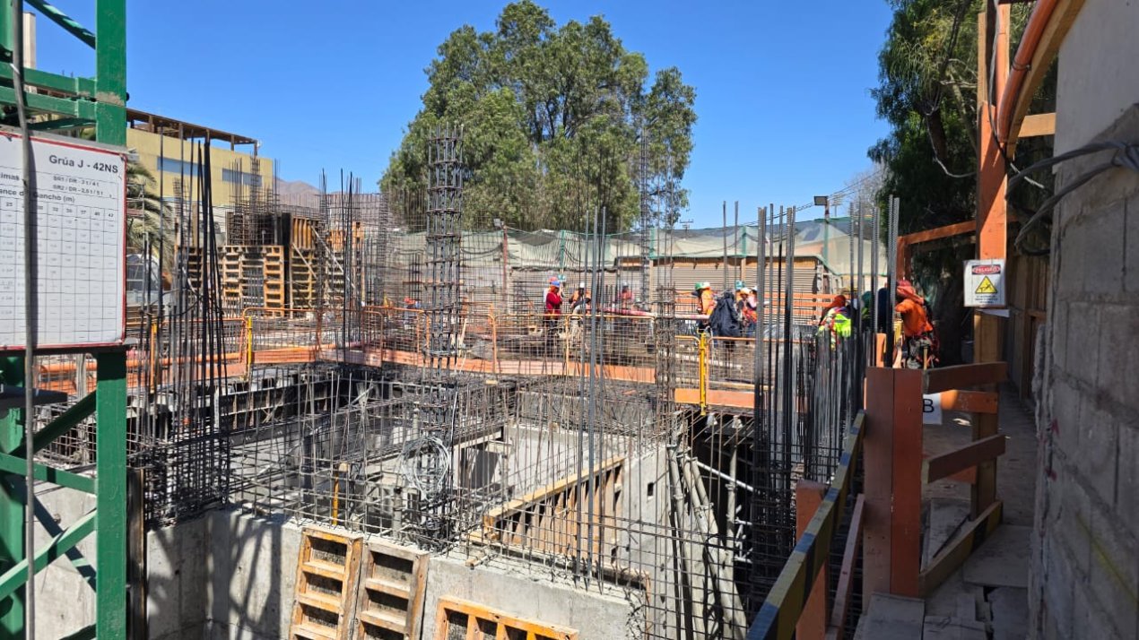 /centro-oncologico-atacama-alcanza-15-6-de-avance-y-fija-operatividad-para