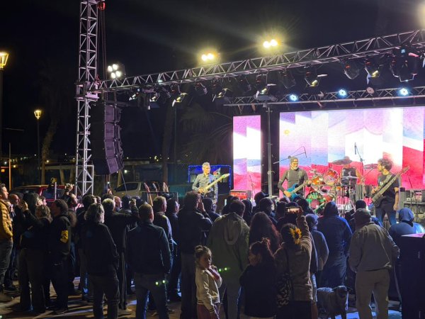 Con el rugido de las cuerdas: Festival Guitarras al Puerto cerró su XV versión en Caldera con masiva convocatoria