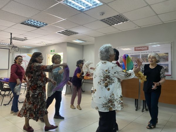 Disfrutar la tercera edad: Invitan a taller gratuito de teatro patrimonial para adultos mayores
