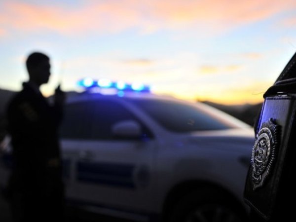 PDI Atacama recuperó un vehículo incautando drogas y armas en operativo que dejó dos adolescentes detenidos
