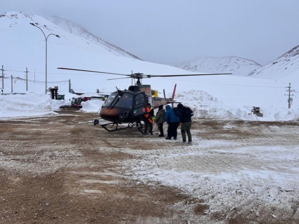 Barrick concluye traslado de trabajadores en Campamento Barriales y dispone helicóptero para ayuda comunitaria