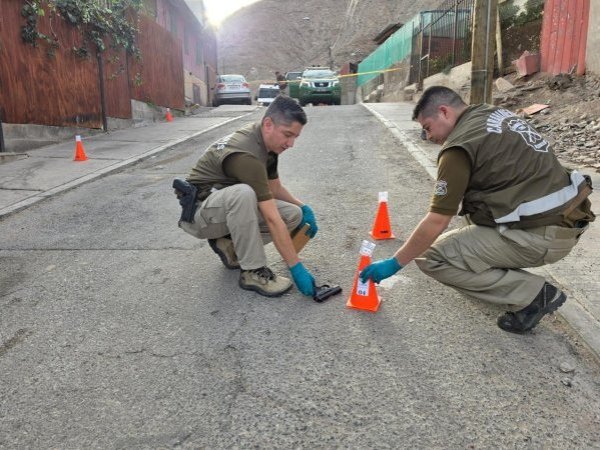 Carabineros detuvo un hombre armado que disparó contra funcionarios policiales