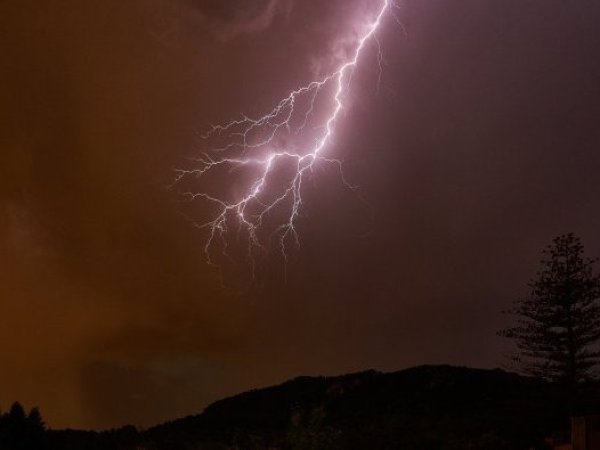 MeteoChile emite Alerta Meteorológica por tormentas eléctricas con chubascos aislados entre el litoral y la precordillera de Atacama