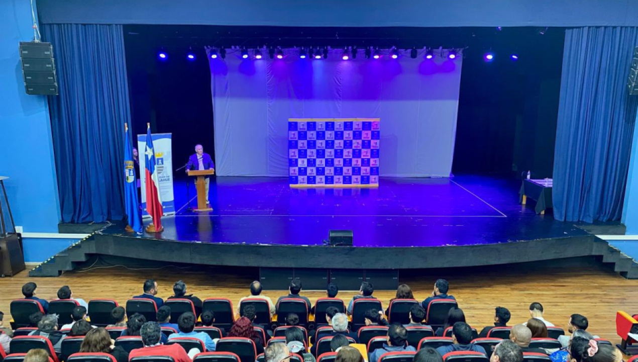/municipalidad-distingue-a-30-deportistas-locales-con-becas-deportivas-2025