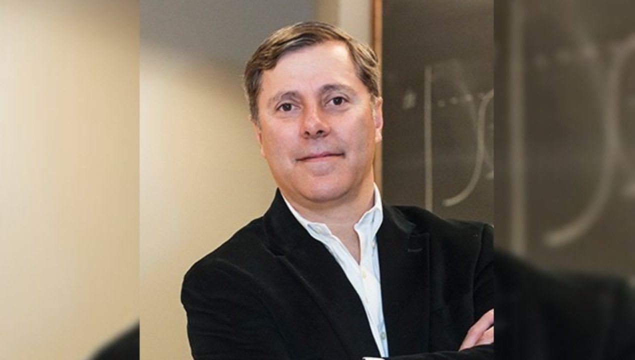 /juan-sebastian-montes-asumira-como-decano-de-la-uai-en-2026-el