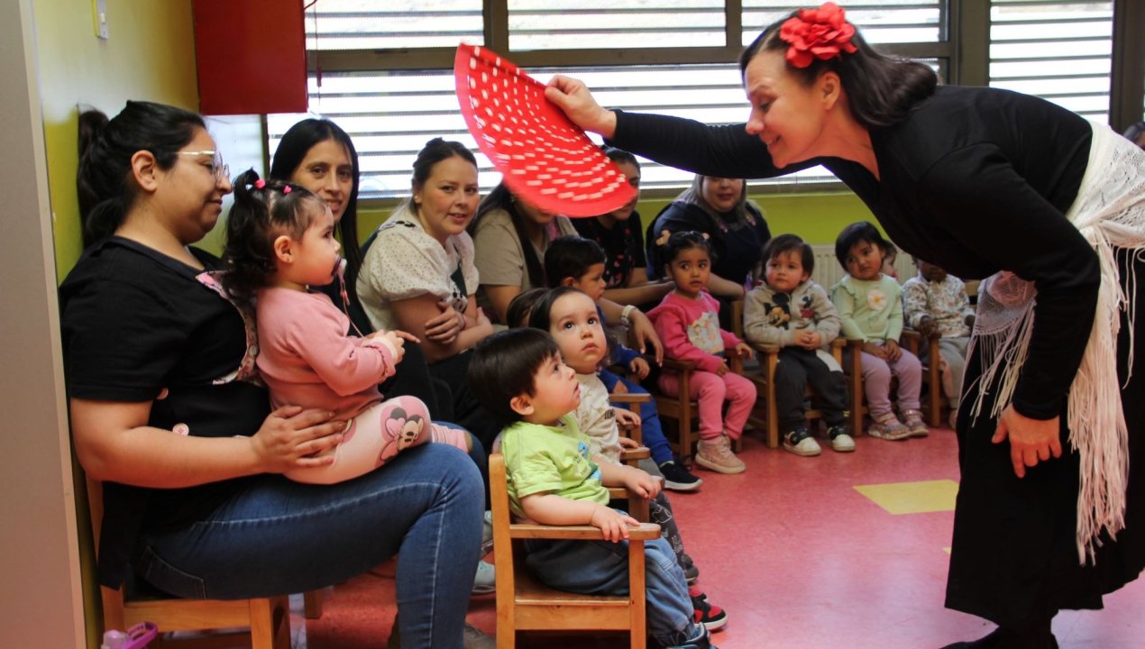 /la-opera-despierta-la-admiracion-de-ninas-y-ninos-del-jardin-infantil-nelda