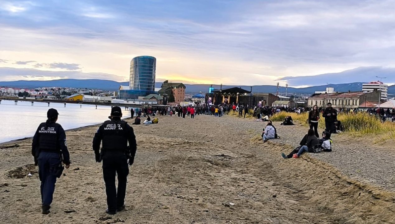 /autoridad-maritima-de-punta-arenas-refuerza-medidas-de-autocuidado-para-la