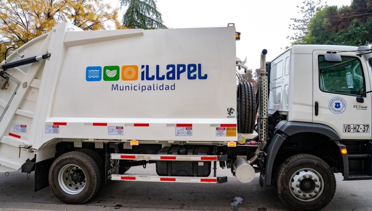 /illapel-adquiere-moderno-camion-recolector-de-basura