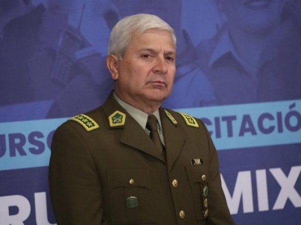 General Yáñez asegura que su permanencia en Carabineros depende del Pdte. Boric