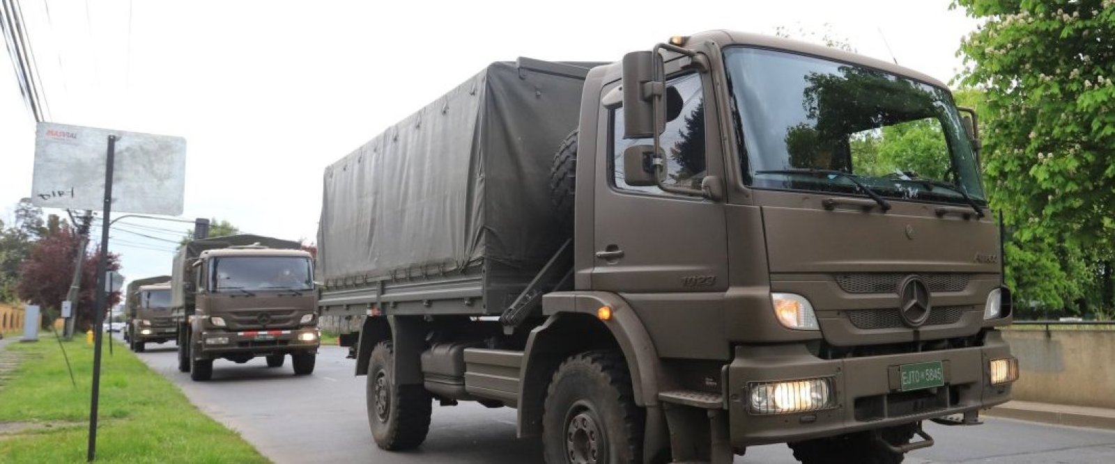 Critican proceso de licitación de camiones del Ejército tras excluir empresas pese a mejor oferta técnica