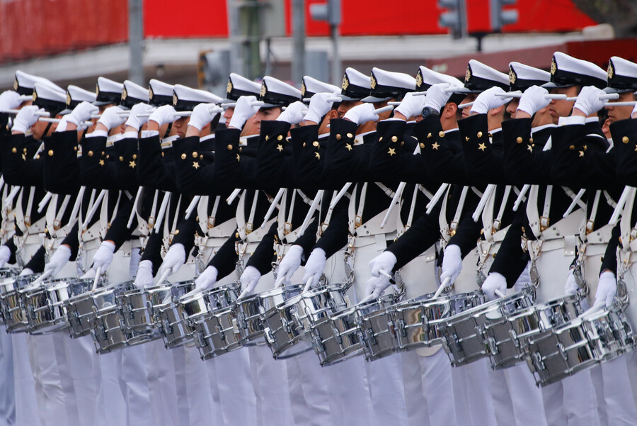 Contraloría investigará licencias de Fuerzas Armadas y policías