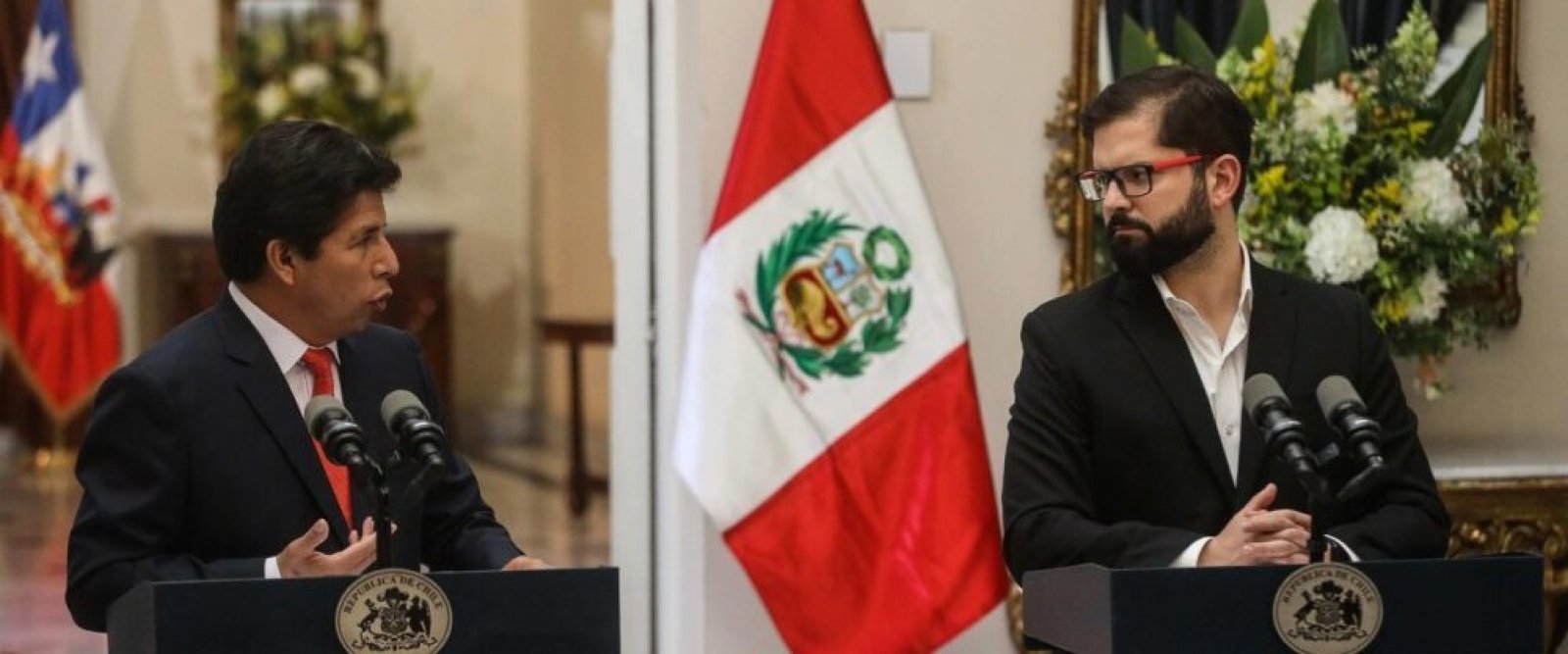 Expresidente de Perú invocó al presidente de Chile a la guerra… contra la corrupción