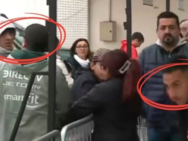 Javier Correa protagonizó pelea con hincha de Colo-Colo e invitado de compañero del club