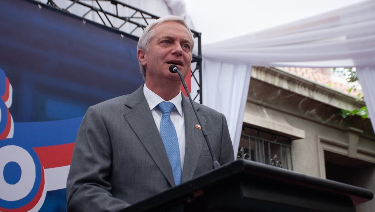 /actualidad/kast-evita-responder-a-emplazamiento-de-jara-por-dichos-de-diputado-meza