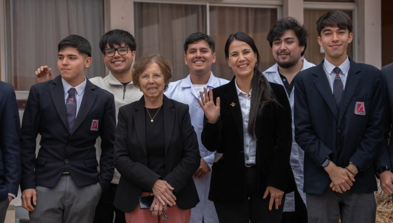 /seremi-de-ciencia-dicto-charla-en-seminario-de-energia-sustentable-en-la